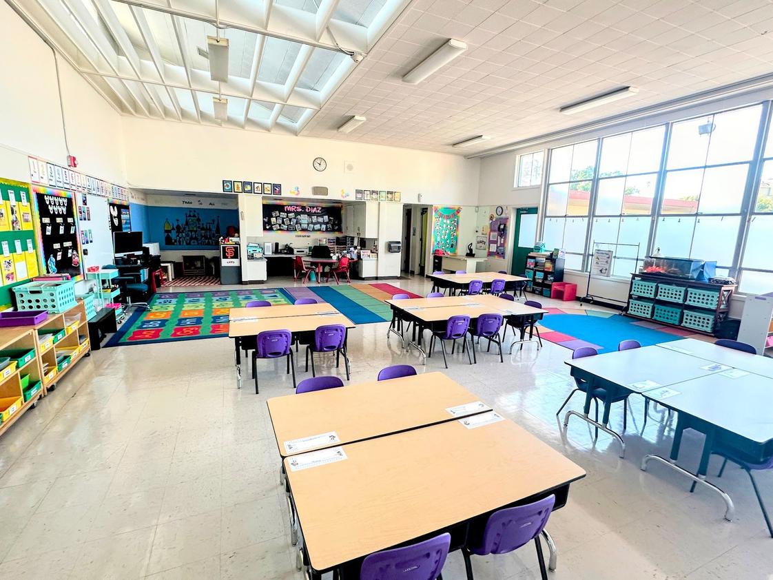 Mission Hills Elementary School Photo #1