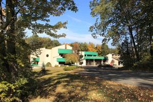 Hilltop Country Day School Photo