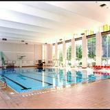 Maranatha High School Photo #4 - Our swim and Dive teams enjoy our indoor Olympic sized swimming pool.