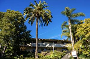 The Riviera Ridge School Photo