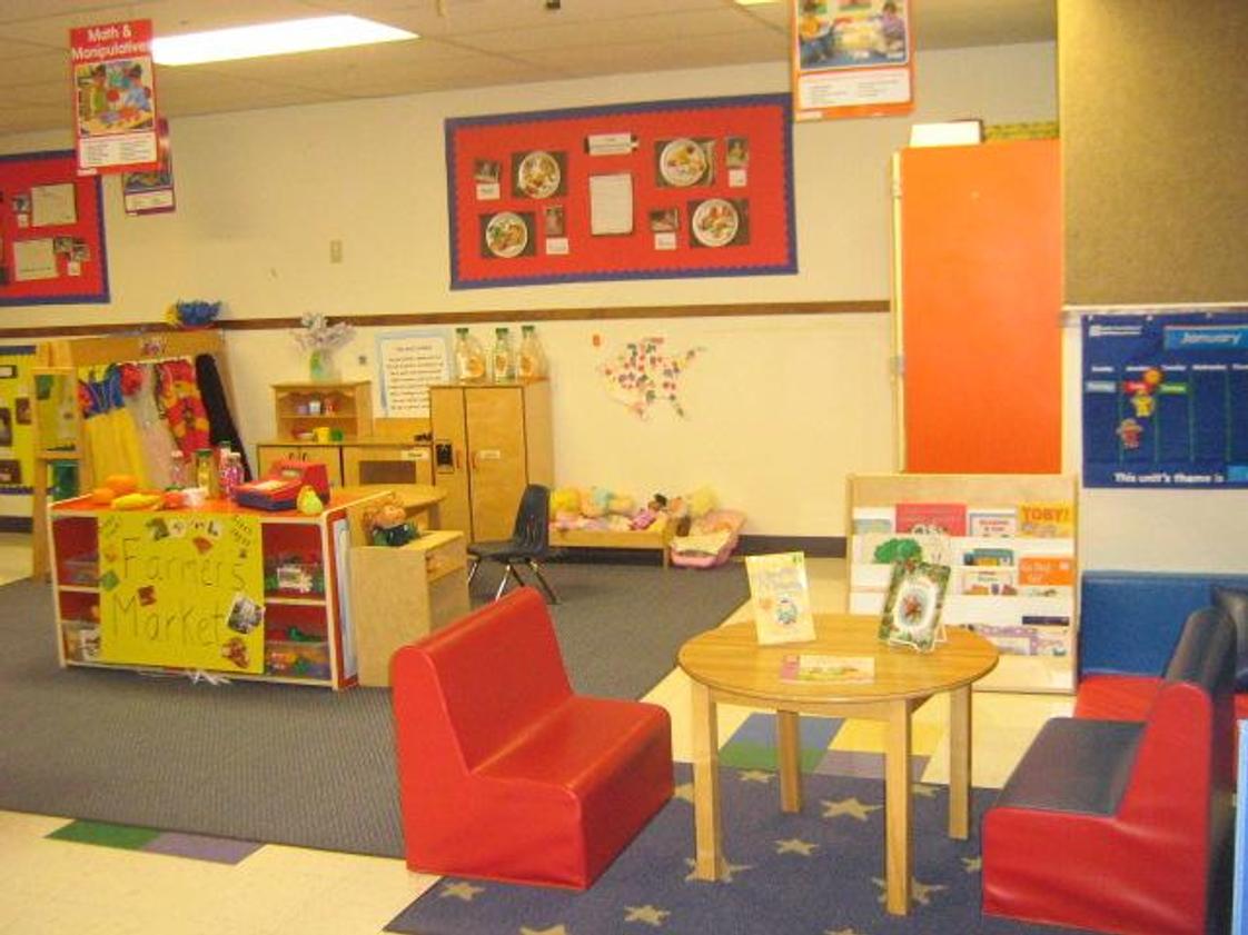 Kindercare Learning Centers Photo - Discovery Preschool Classroom