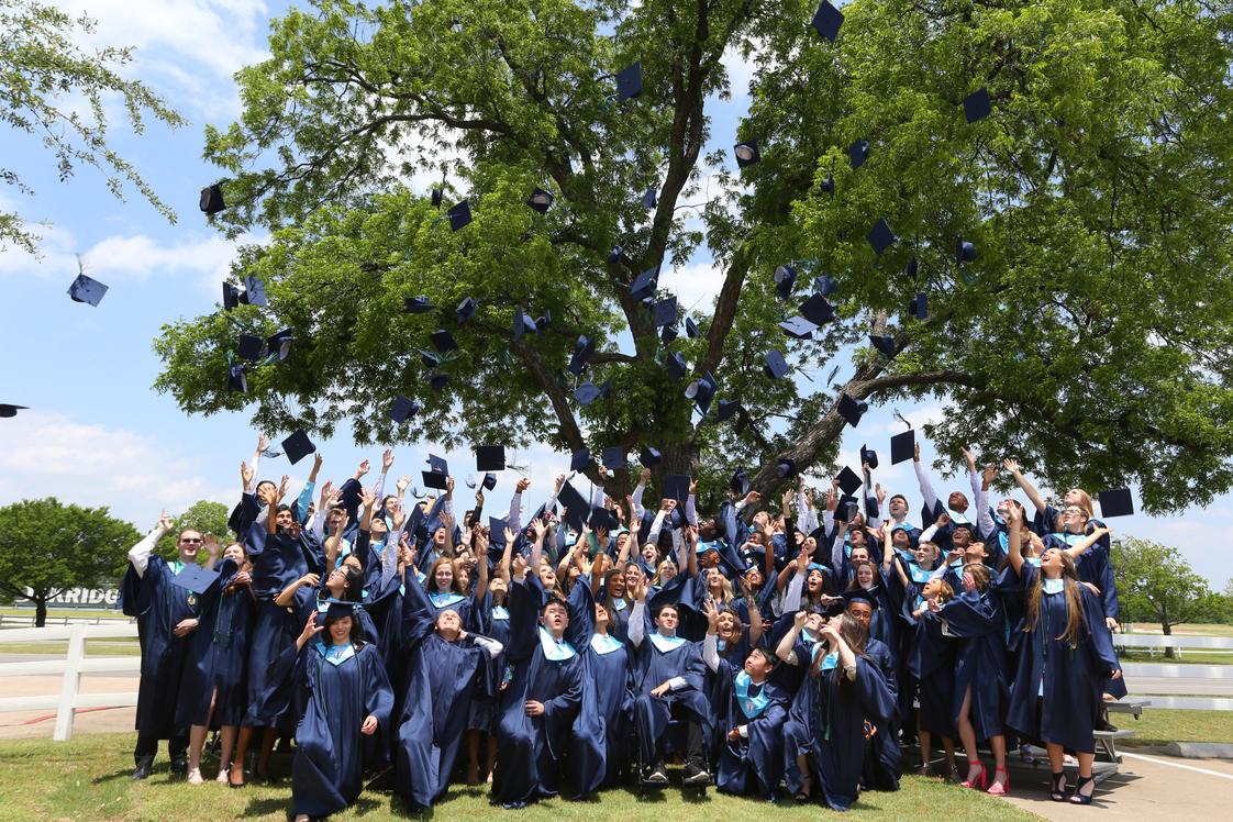 The Oakridge School Photo - In the past five years, 100% of Oakridge's graduates have been accepted to four-year colleges.