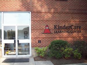 Isaac Newton Metro KinderCare Photo
