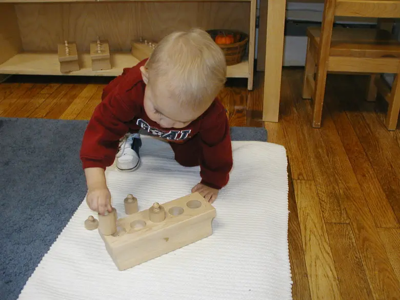 Montessori Cottage Photo #2 - Toddler Knobbed Cylinders
