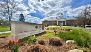 MICDS (Mary Institute and St. Louis Country Day School) Photo MICDS (Mary Institute and St. Louis Country Day School) Photo