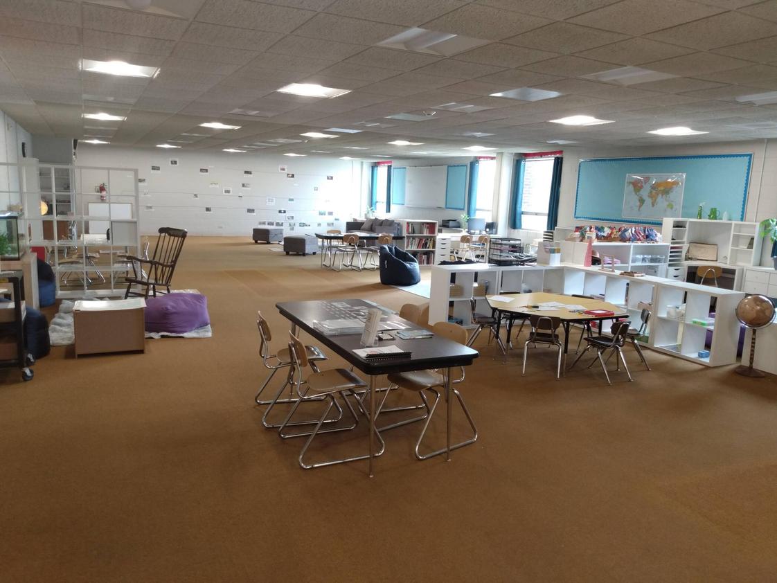 Montessori Freedom to Learn Photo #1 - Our spacious main classroom