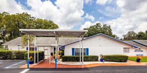 Lake Montessori School Photo