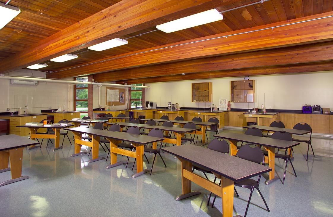 Bethany Christian Schools Photo - Throughout all grade levels, classrooms sizes stay small to allow students to excel. The average classroom size at Bethany is 18 students. Lower school classroom sizes are capped at 22 students.